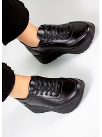 Кросівки LOOK чорна ш. 7979-28