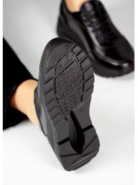 Кросівки LOOK чорна ш. 7979-28