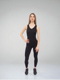 Seamless Fit & Lift Black – бесшовный фитнес-комбинезон с Push-Up и сменными чашками