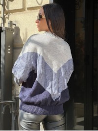 В'язаний жіночий светр з горлом синього кольору 29890