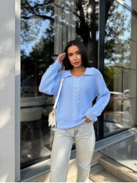 Жіноча кофта з відкладеним коміром блакитного кольору 29955