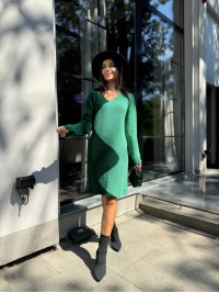 В'язана сукня до колін зеленого кольору 30069