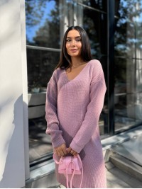 В'язана сукня до колін пудрового кольору 30071