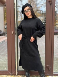 Тепла сукня з поясом чорного кольору 30081
