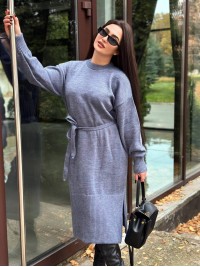 Тепла сукня з поясом сiрого кольору 30084