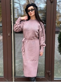 Тепла сукня з поясом пудрового кольору 30085