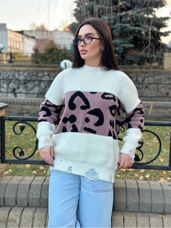 Об'ємний жіночий светр-туніка молочного кольору 30087