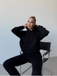 Жіночий спортивний костюм на флісі чорного кольору 30108