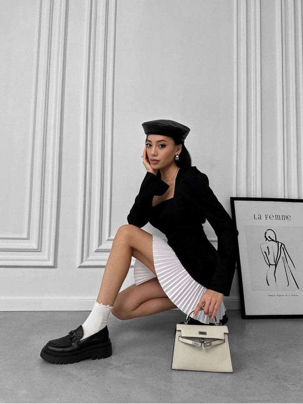 Комбінована сукня міні чорного кольору 30132