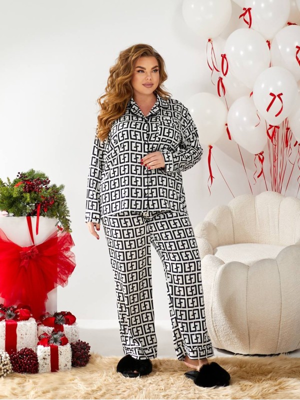 Жіночий шовковий домашній комплект молочного кольору 30165