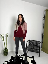 Жіночий вовняний светр бордово-пудрового цвета 30176