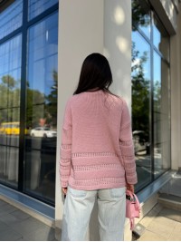 Жіночий базовий светр рожевого кольору 30179