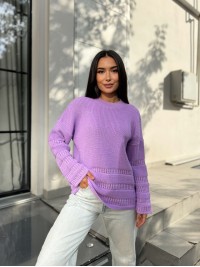 Жіночий базовий светр бузкового кольору 30180