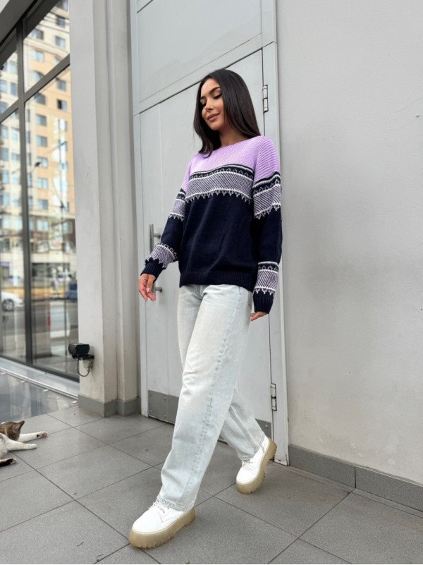 Жіночий універсальний светр синьо-бузкового кольору 30190