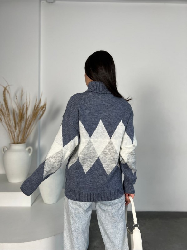 Жіночий теплий светр із горловиною синього кольору 30267