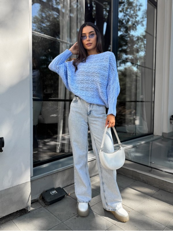 Жіночий легкий светр блакитного кольору 30282