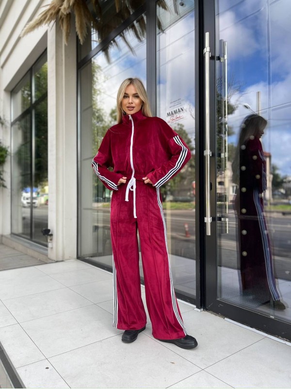 Жіночий велюровий костюм на змійці бордового кольору 30315