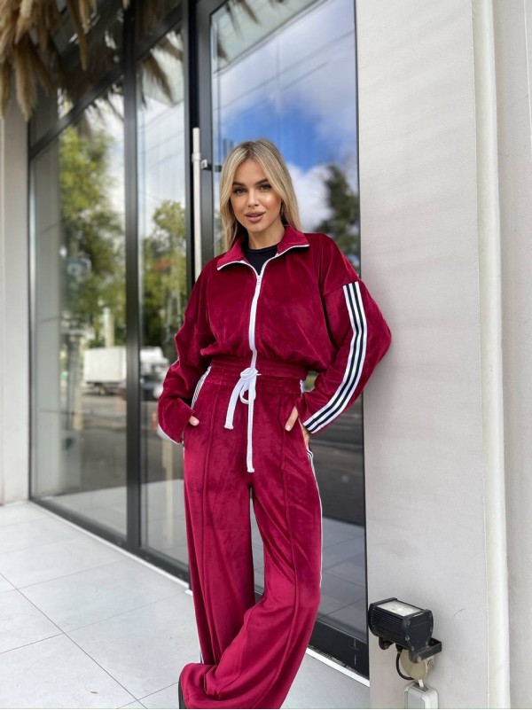 Жіночий велюровий костюм на змійці бордового кольору 30315