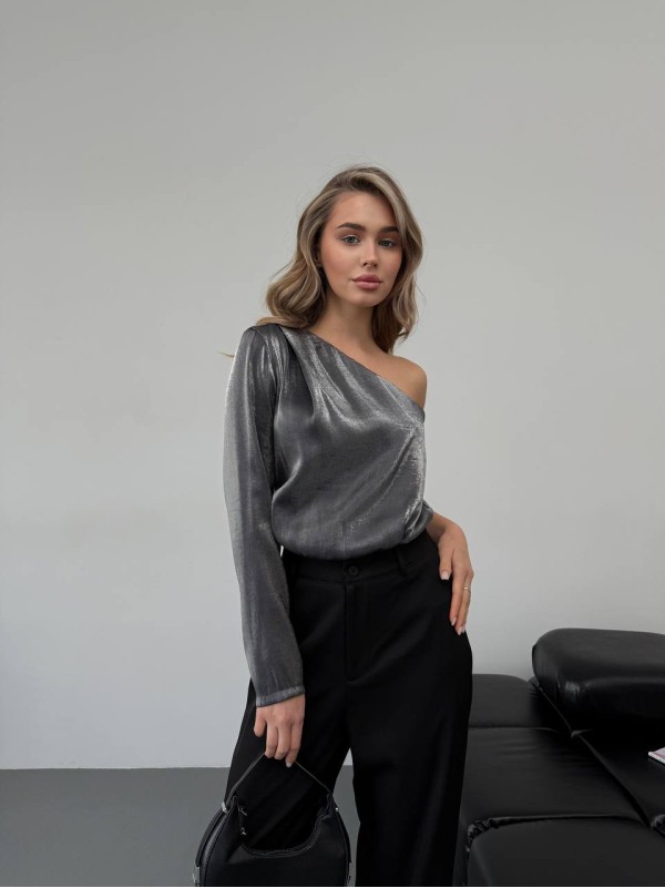 Шовковий боді на одне плече срiбного кольору 30321