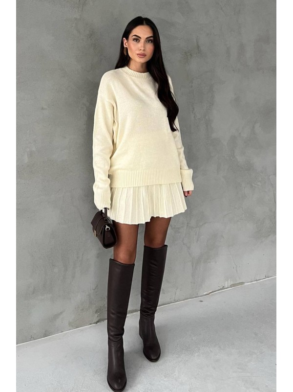 Жіночий теплий костюм 2-ка зі спідницею молочного кольору 30500