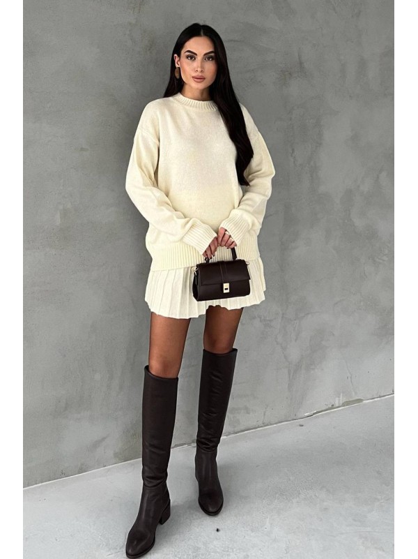 Жіночий теплий костюм 2-ка зі спідницею молочного кольору 30500