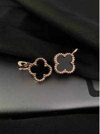 Сережки "Клевер" англійський замок золотого кольору 30609