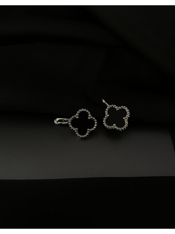 Сережки "Клевер" англійський замок срібного кольору 30610
