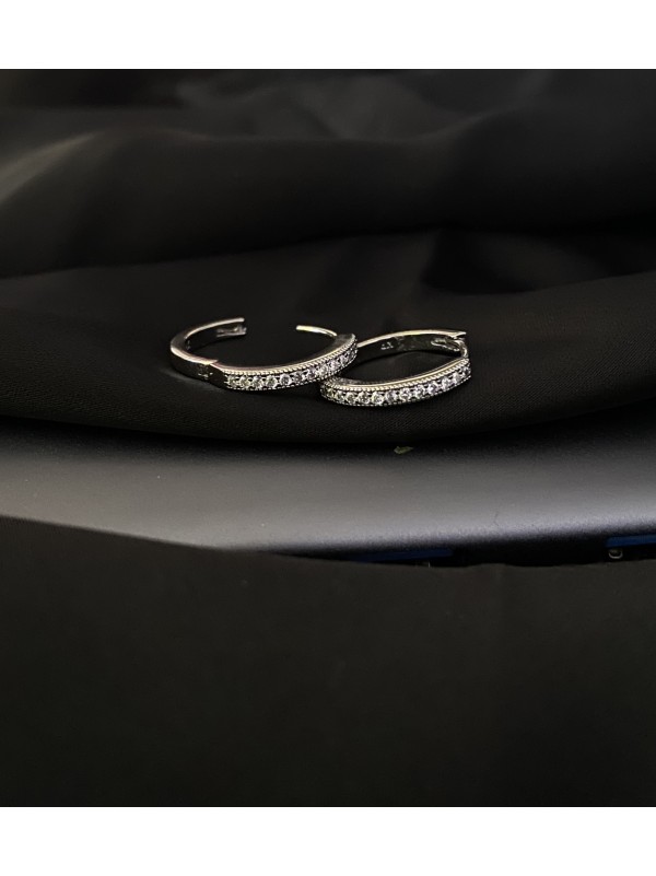 Сережки круглий замок срібного кольору 30616