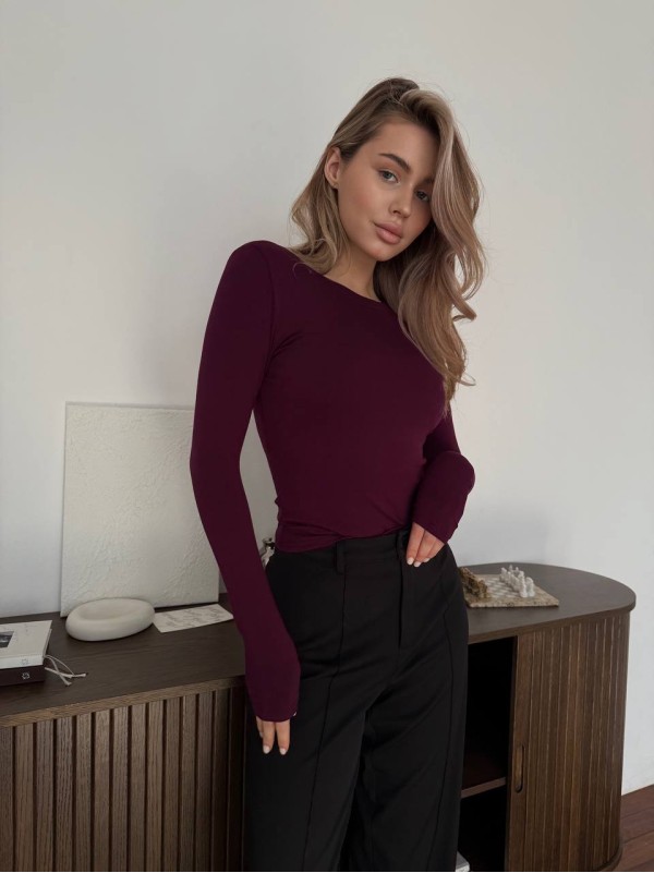 Жіночий легкий лонгслів бордового кольору 30647