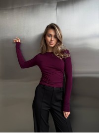 Жіночий легкий лонгслів бордового кольору 30647
