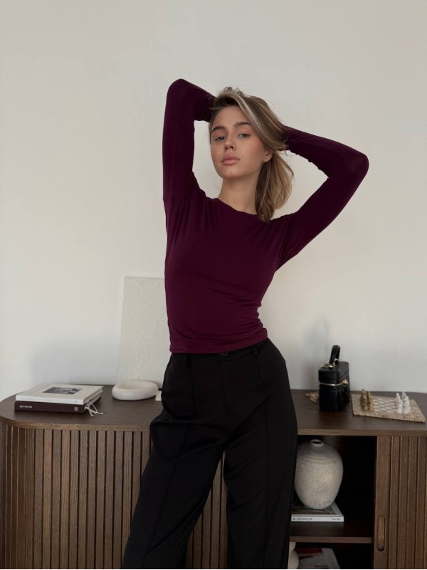 Жіночий легкий лонгслів бордового кольору 30647