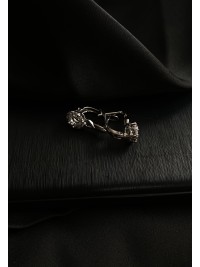 Сережки з камінням срібного кольору 30700