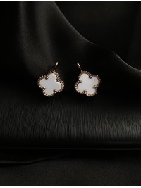 Сережки "Клевер" англійський замок білого кольору 30715