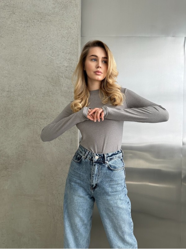 Жіночий легкий лонгслів у рубчик сiрого кольору 30752