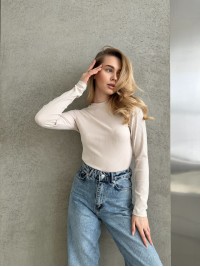 Жіночий легкий лонгслів у рубчик бежевого кольору 30754