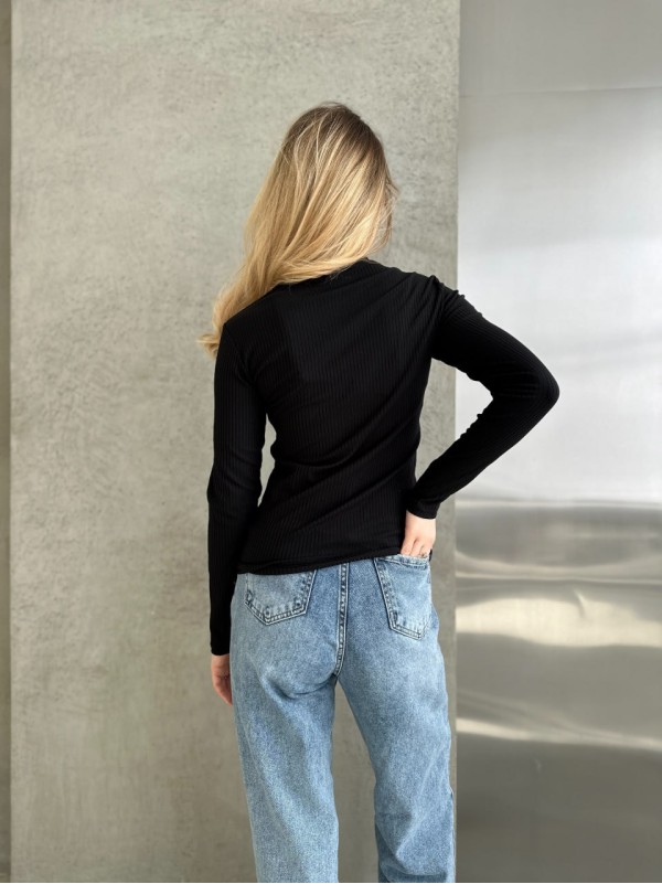 Жіночий легкий лонгслів у рубчик чорного кольору 30756