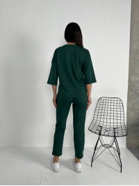 Легкий костюм для жінок смарагдового кольору 30839