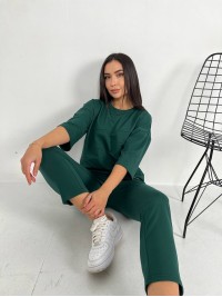 Легкий костюм для жінок смарагдового кольору 30839