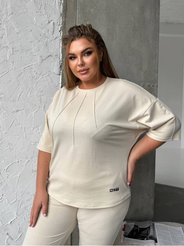 Легкий спортивний костюм молочного кольору 30944