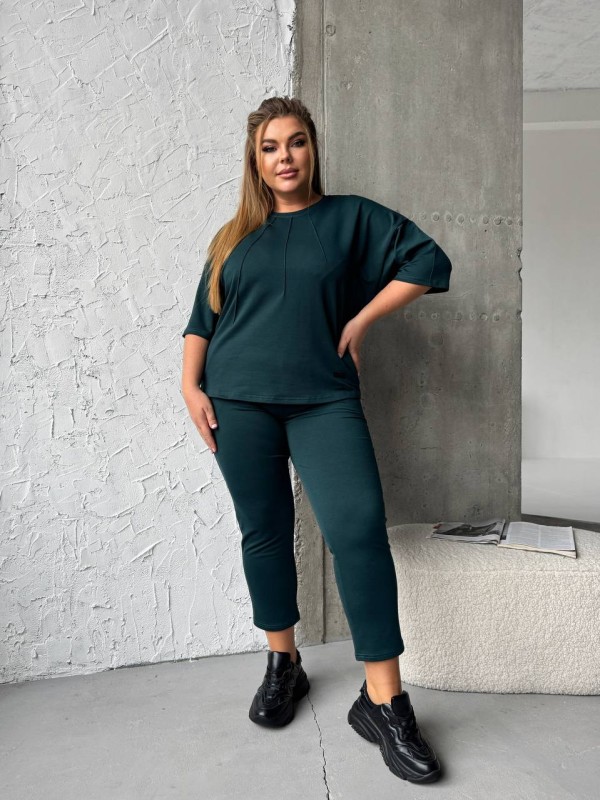 Легкий спортивний костюм смарагдового кольору 30946