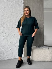 Легкий спортивний костюм смарагдового кольору 30946