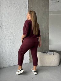 Легкий спортивний костюм бордового кольору 30947