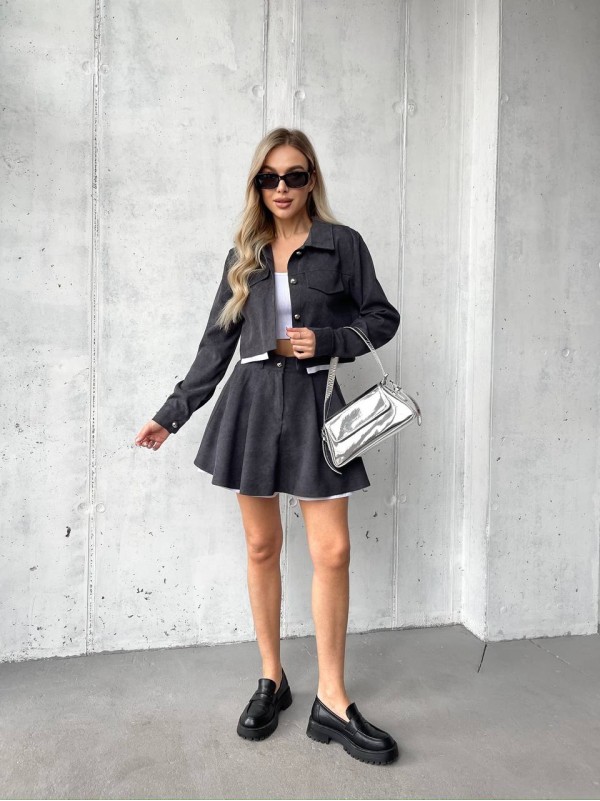 Жіночий вельветовий костюм 2-ка (спідниця-шорти+піджак) графiового кольору 30969