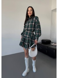 Жіночий костюм зі спідницею в клітку зеленого кольору 31070