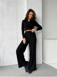 Прогулянковий жіночий костюм у рубчик чорного кольору 31107