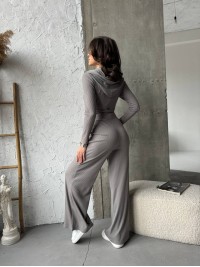 Прогулянковий жіночий костюм у рубчик сiрого кольору 31108