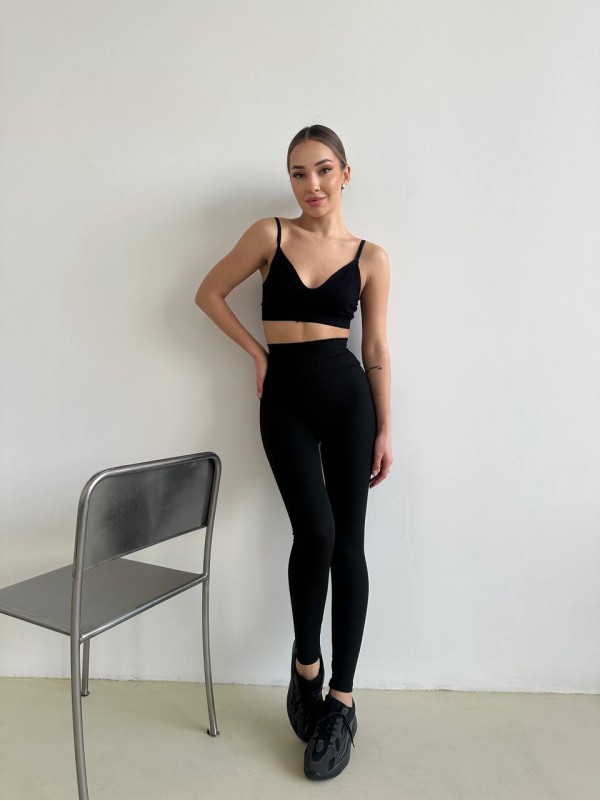 Жіночі легінси з пуш-ап ефектом чорного кольору 31240