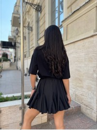 Жіноча легка спідниця міні чорного кольору 31220