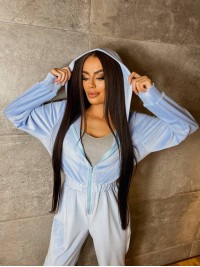 Жіночий велюровий комбінезон блакитного кольору 31230