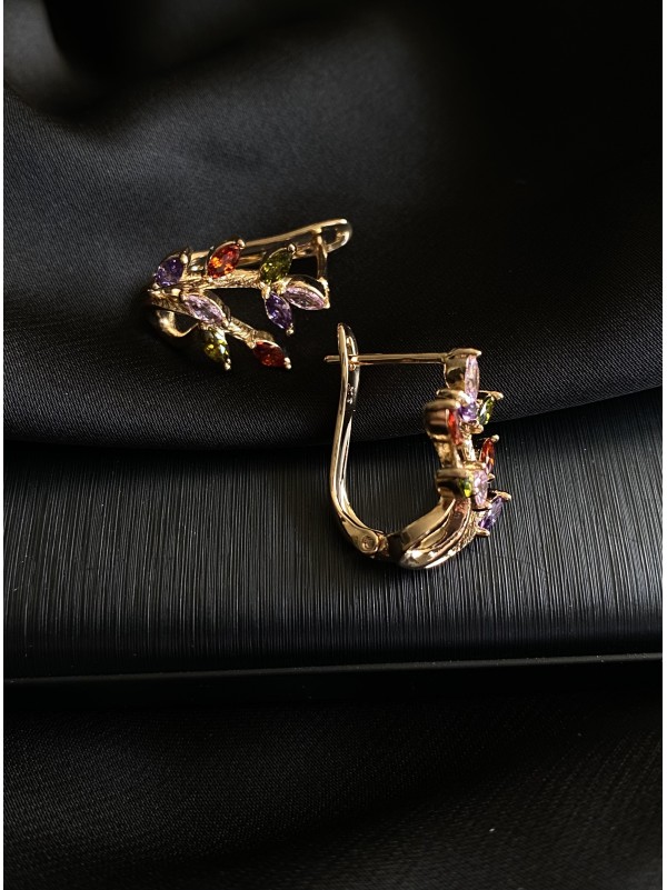 Сережки "Гілочка" англійський замок золотого кольору різнокольоровим камінчиком 31320